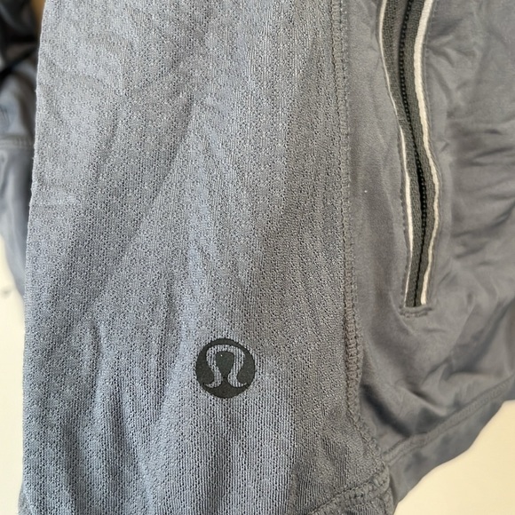 Lululemon Gray UPF Jersey Ruched Sunbeam Pullover size 4 - Picture 6 of 12